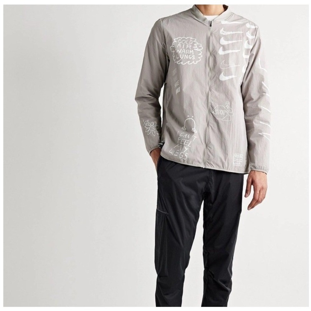 Nike Running Nathan Bell AIR Printed Nylon Jacket M Doodle Graphic Windbreak